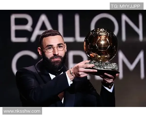 足球明星的传奇生涯与成就回顾及其对足球运动的影响分析